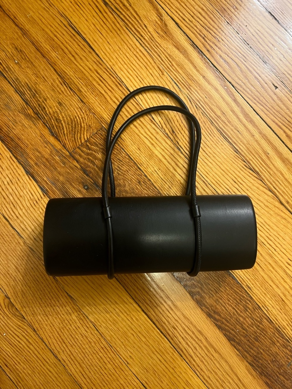 BLACK DOUBLE-HANDLE CLUTCH BAG - Picture 3 of 6